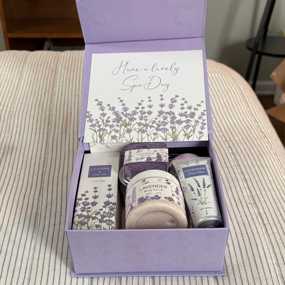 Lavender Spa Gift Set - Purple